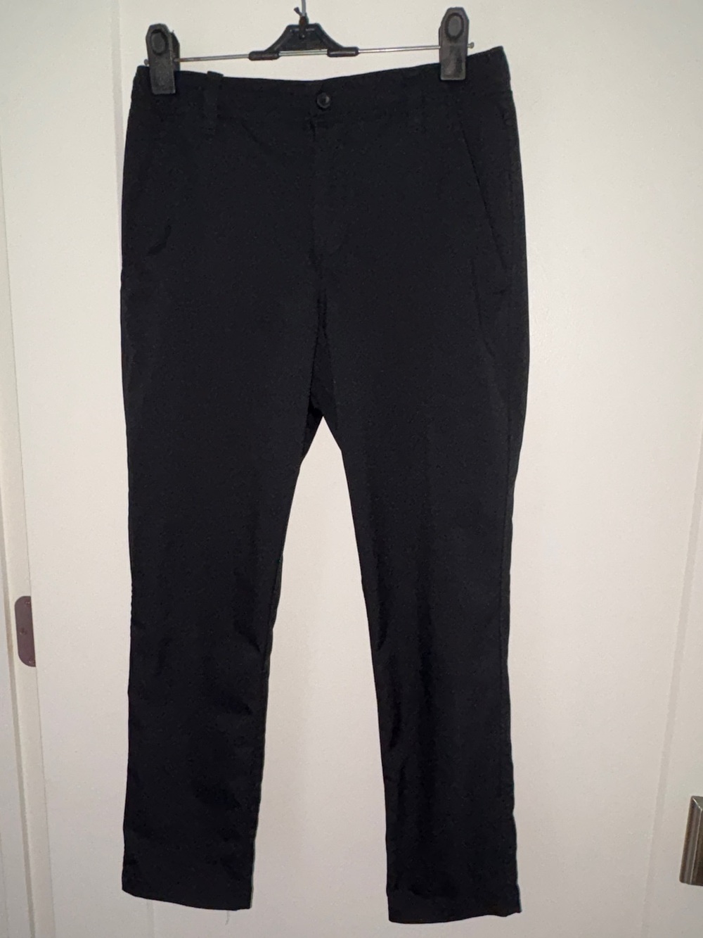 NWOT Under Armour Match play tapered leg golf pants boy's YMD 1361772